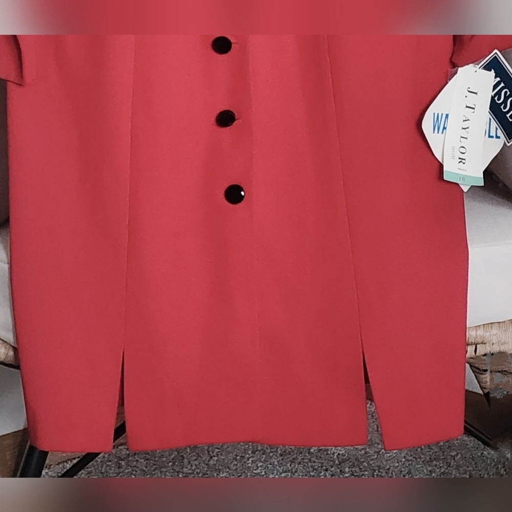 J. Taylor Red Sheath Dress W Black Velvet Collar & Buttons Long Sleeve Sz 16 NWT - Picture 5 of 11